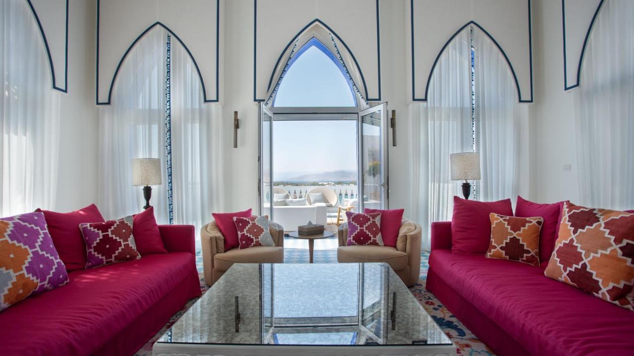 Cloud 7 Residences Ayla Aparthotel